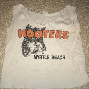 Hooters Tank